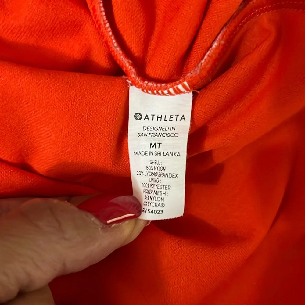 Athleta One Piece Swimsuit Size MT - Picture 3 of 3